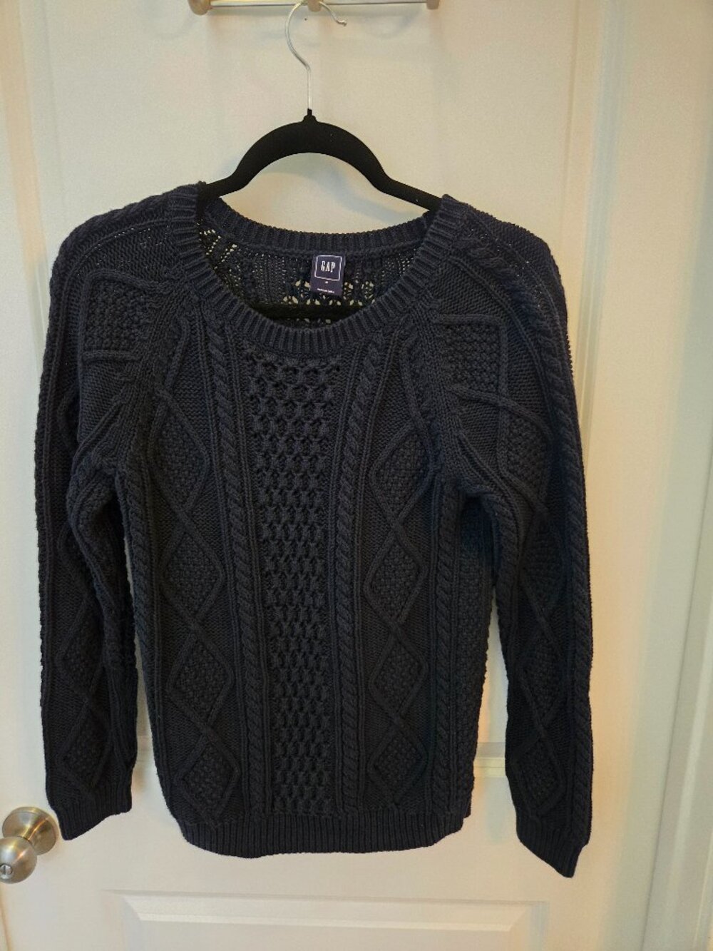 Gap womens medium navy blue sweater